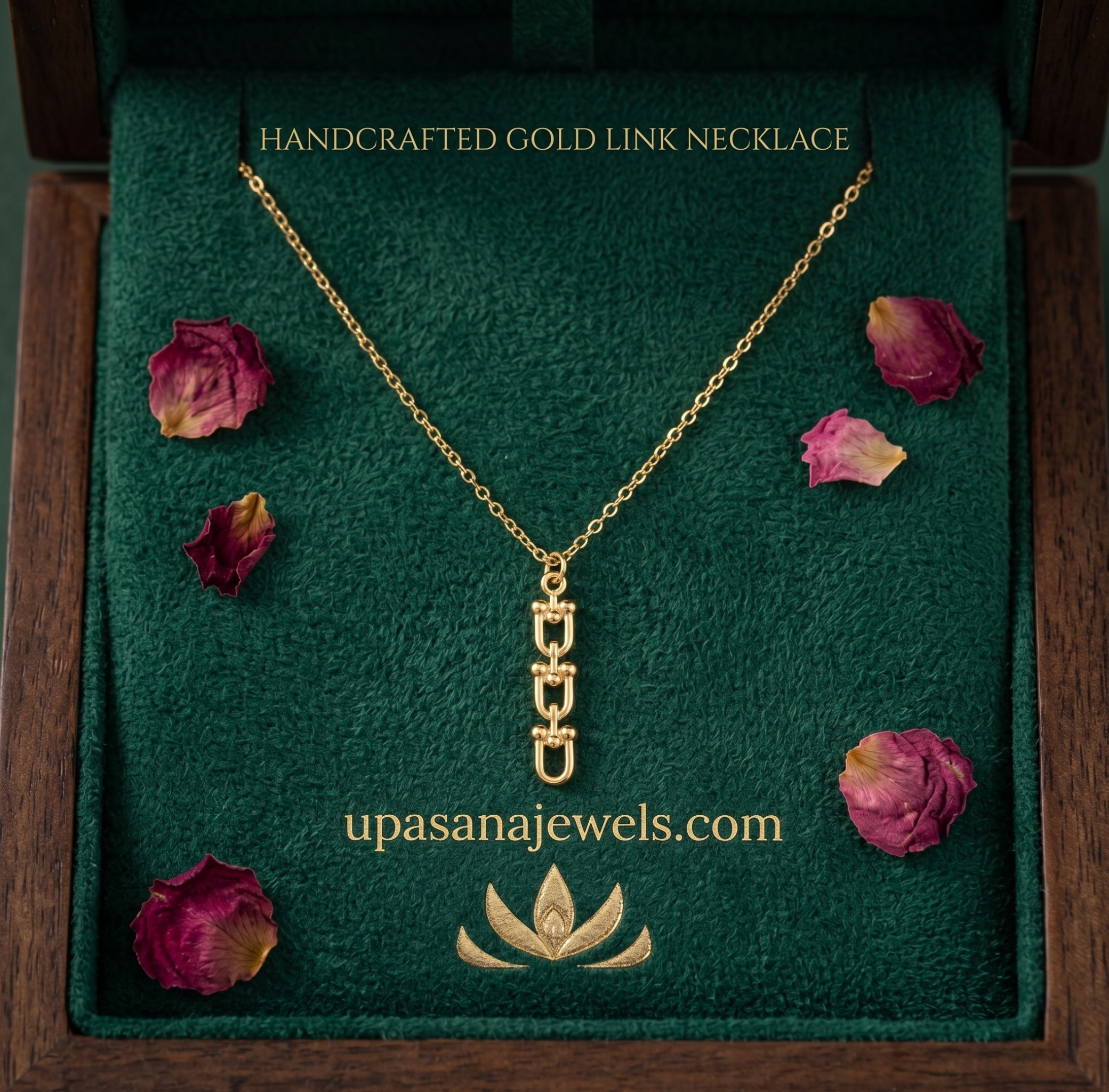 Nova Luxe Necklace premium craftsmanship product view animate-image